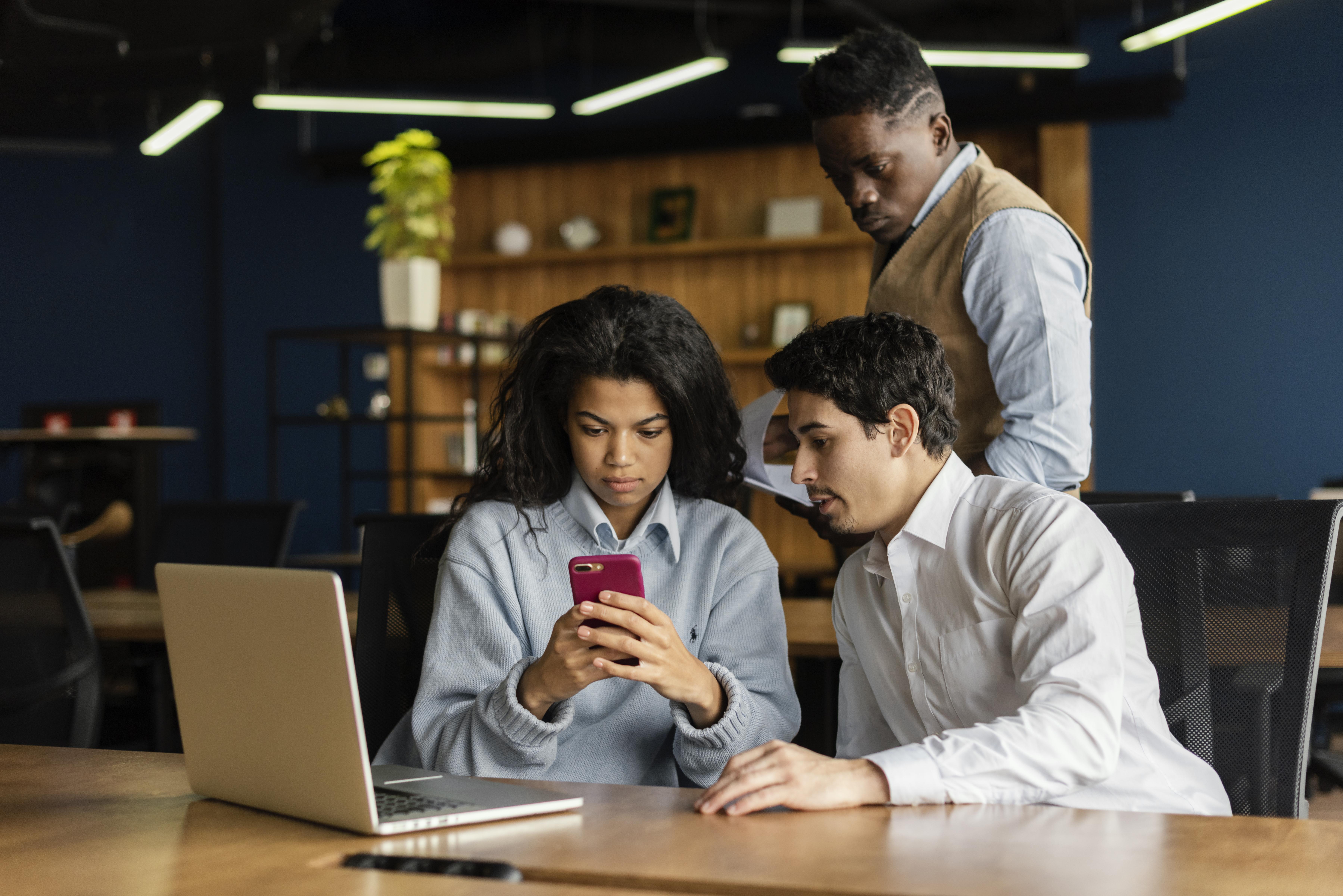 Read more about the article But it’s my Personal Account: How to Litigation-Proof Misconduct Investigations and Discipline of Off-Duty Social Media Conduct 